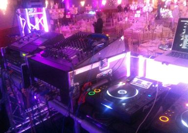 Arabic musicians plus DJ