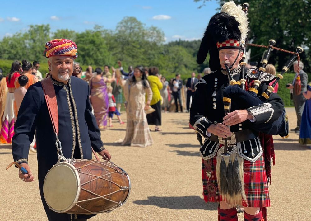 Scottish Piper & Dhol Duo - Scottish Piper & Dhol Drummer performing Live Scottish and Bhangra music