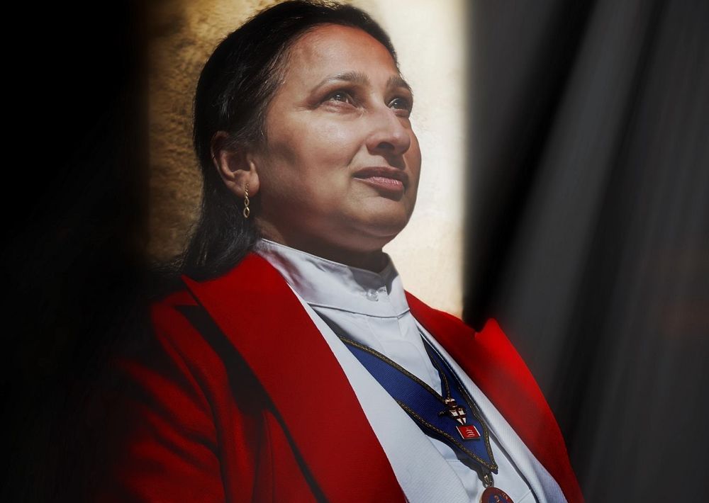 The London Lady Toastmaster - An award-winning experienced and professional Lady Toastmaster.