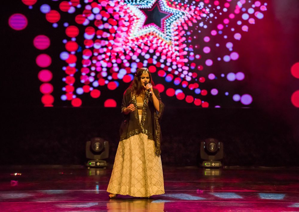 London Ladies Sangeet Singer - Ladies Sangeet Punjabi Singer based in London